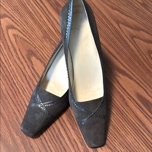 Anne Klein Brown suede